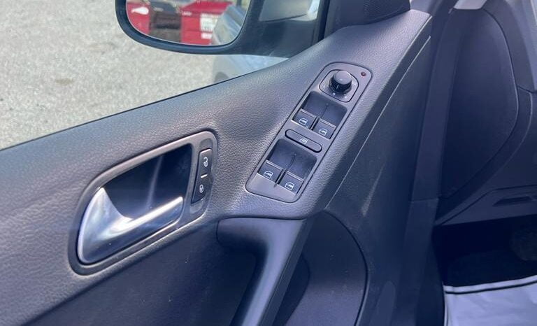 2010 Volkswagen Tiguan full