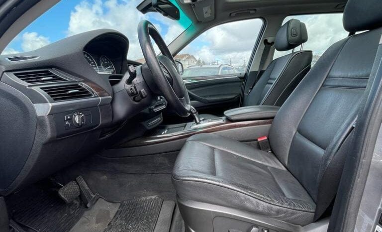2010 BMW X5 30i full