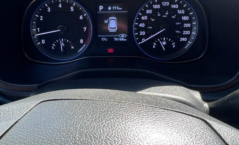 2021 Hyundai Kona Luxury full