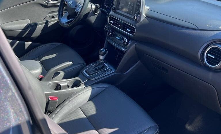 2021 Hyundai Kona Luxury full