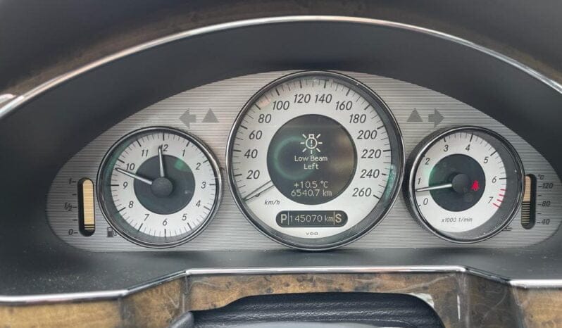 2009 Mercedes-Benz CLS-Class 5.5L full