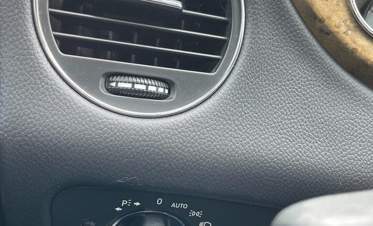 2009 Mercedes-Benz CLS-Class 5.5L full