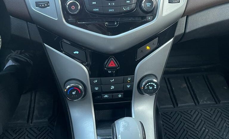 2015 Chevrolet Cruze 2LT full