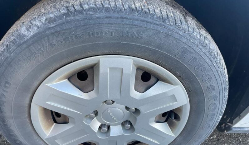 2012 Dodge Grand Caravan SE full