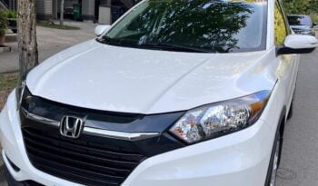 The 2016 Honda HR-V EX full