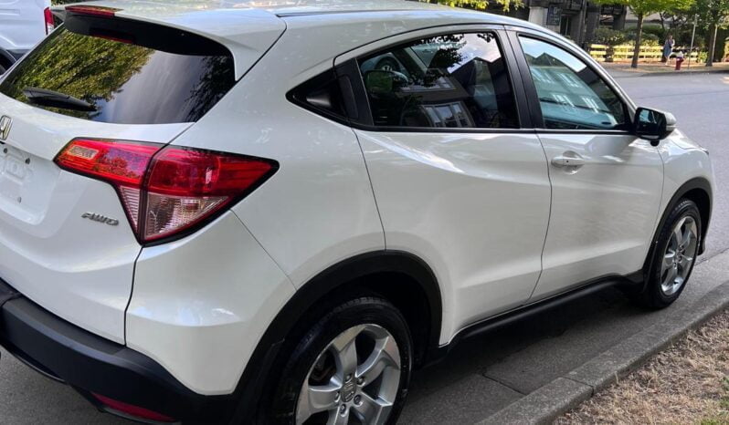 The 2016 Honda HR-V EX full
