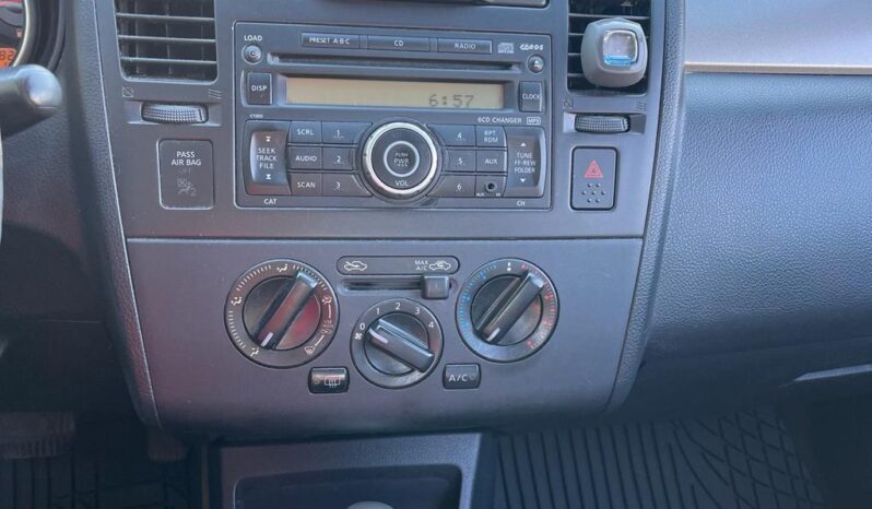 2008 Nissan Versa full