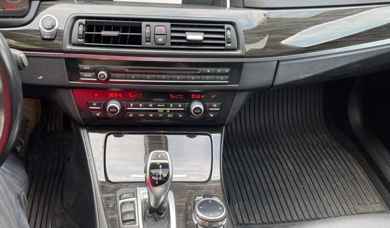 2014 BMW 5 Series 528i xDrive full