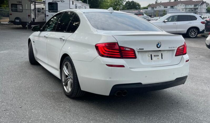 2014 BMW 5 Series 528i xDrive full