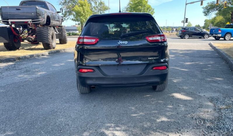 2015 Jeep Cherokee Sport full