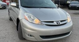 2006 Toyota Sienna (1)