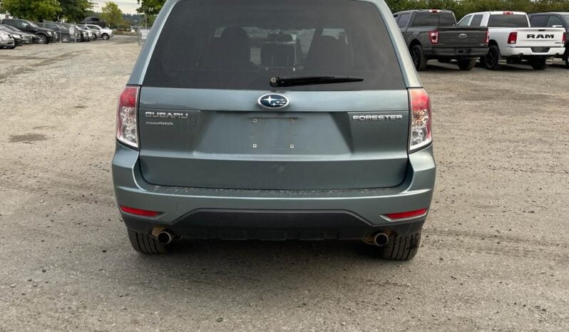 2011 Subaru Forester X Limited full