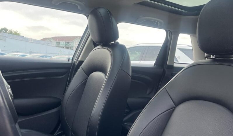 2016 MINI Cooper Hardtop 5 Door full