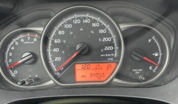 2016 Toyota Yaris full