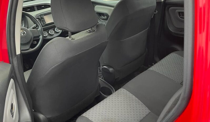 2016 Toyota Yaris full