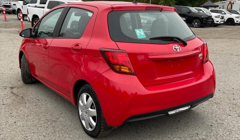 2016 Toyota Yaris full