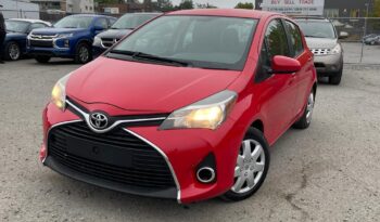 2016 Toyota Yaris full