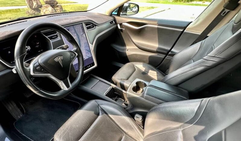 2015 Tesla Model S 85D full