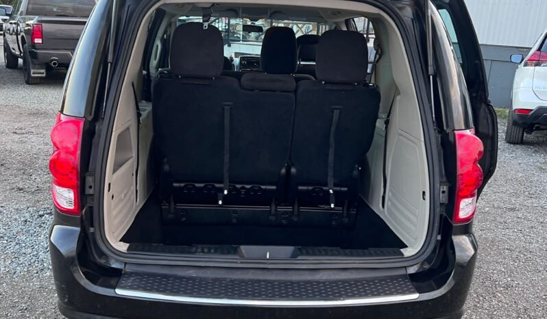 2014 Dodge Grand Caravan SXT full