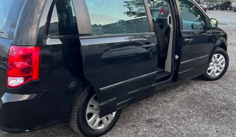 2014 Dodge Grand Caravan SXT full