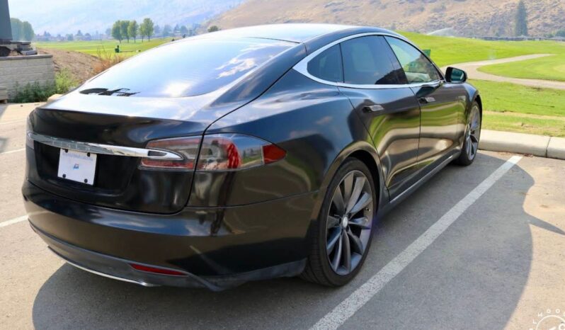 2015 Tesla Model S 85D full