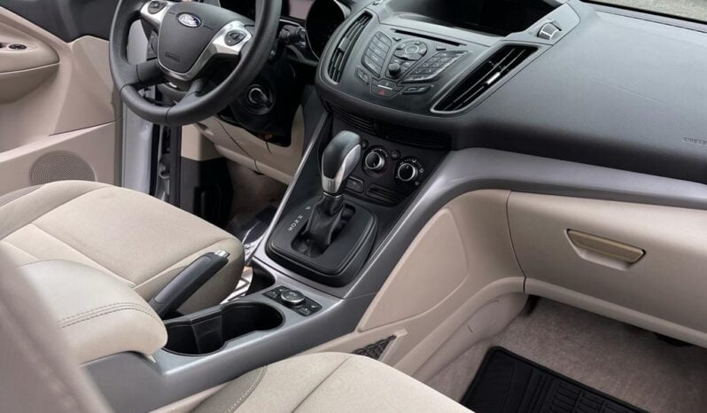 2015 Ford Escape SE full