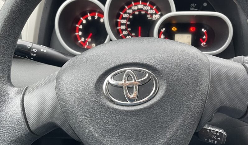 2009 Toyota Matrix XR full