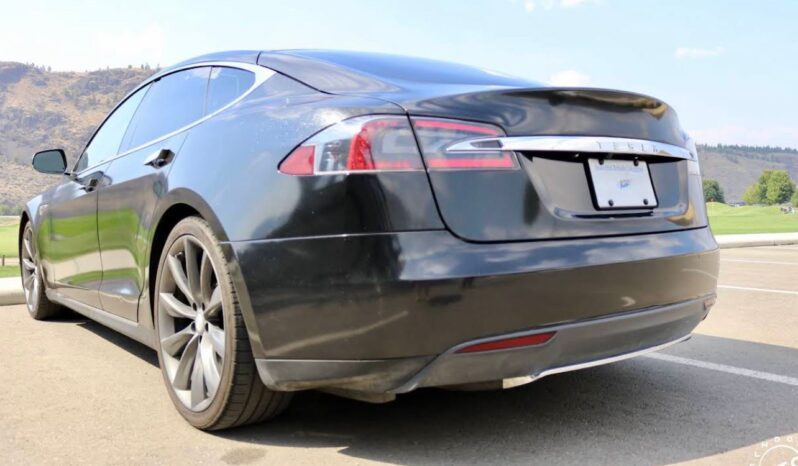 2015 Tesla Model S 85D full