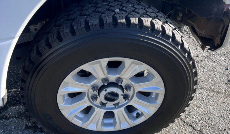 2022 Ford Super Duty F-350 full