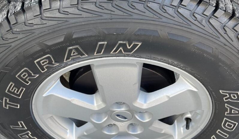 2008 Ford Escape XLT full