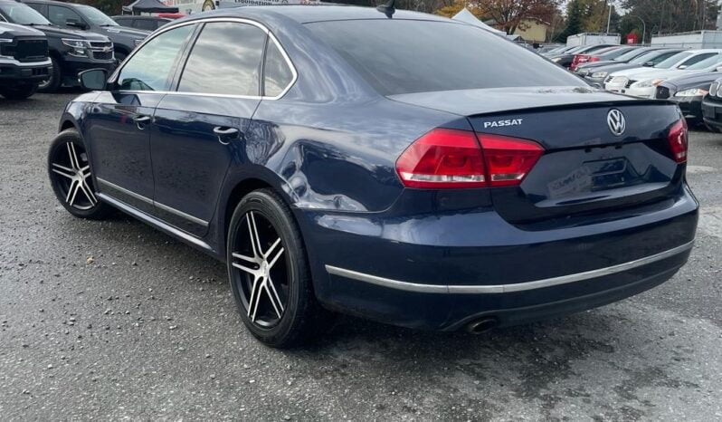 2013 Volkswagen Passat Highline full