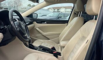 2013 Volkswagen Passat Highline full