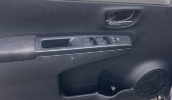 2013 Toyota Yaris LE Hatchback full