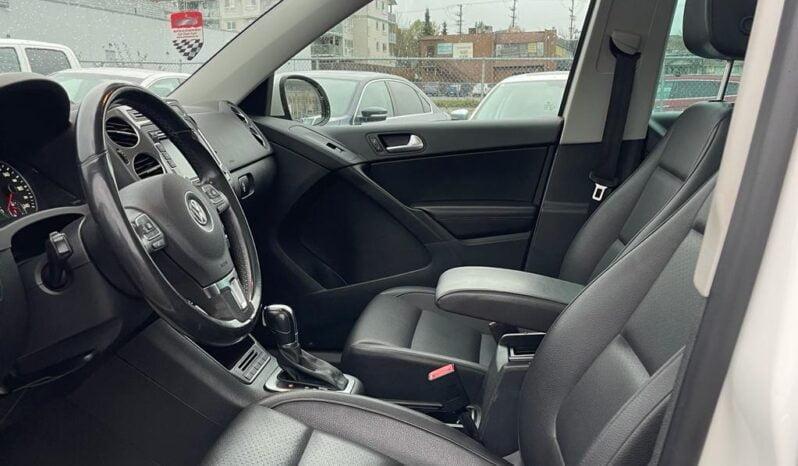 2012 Volkswagen Tiguan full