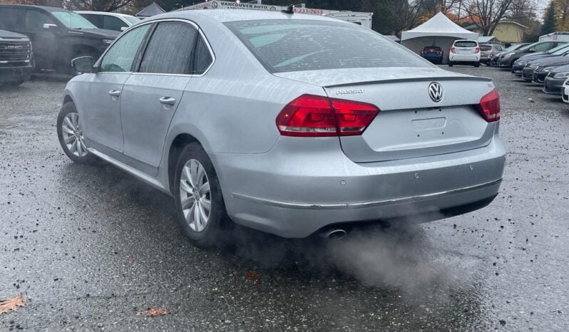 2015 Volkswagen Passat Highline full