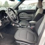 Kia Soul 2016 SUV clean photo 13