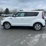 Kia Soul 2016 SUV clean photo 5