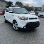 Kia Soul 2016 SUV clean photo 17