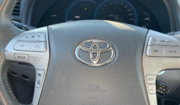 Toyota Camry Hybrid full