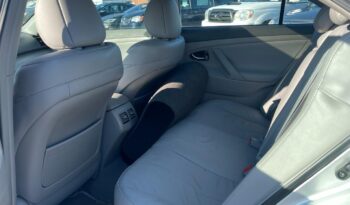 Toyota Camry Hybrid full