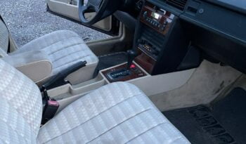 1993 Mercedes-Benz 190E full