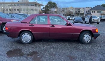 1993 Mercedes-Benz 190E full