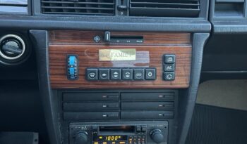 1993 Mercedes-Benz 190E full