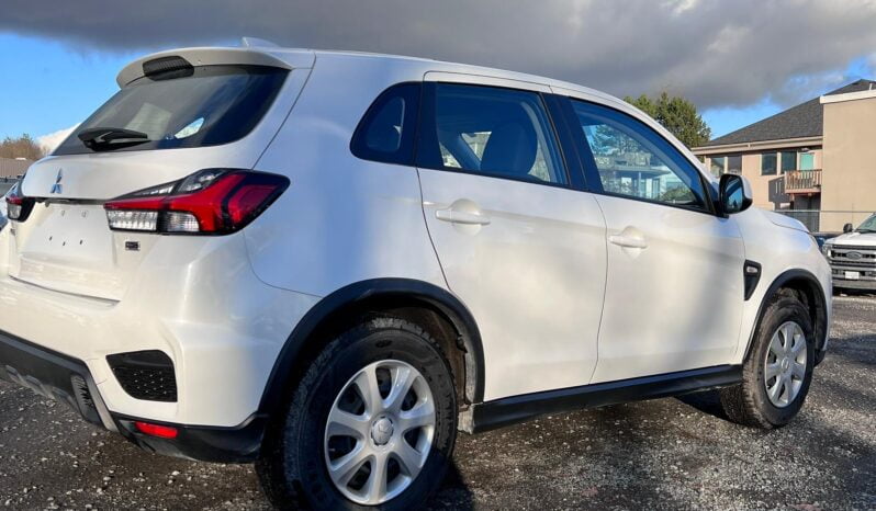 2021 Mitsubishi RVR ES full