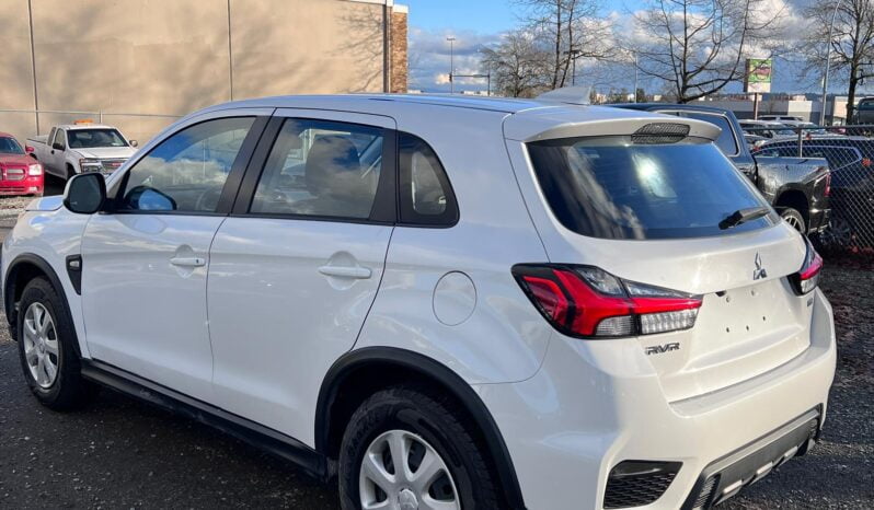 2021 Mitsubishi RVR ES full