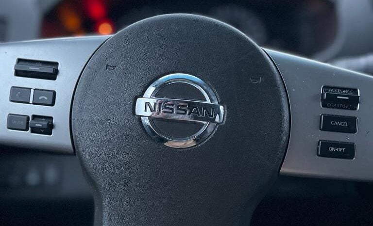 2013 Nissan Frontier SV full
