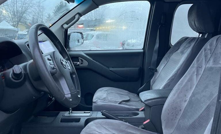 2013 Nissan Frontier SV full