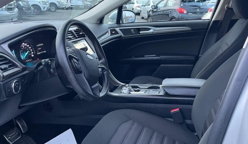 2018 Ford Fusion SE full