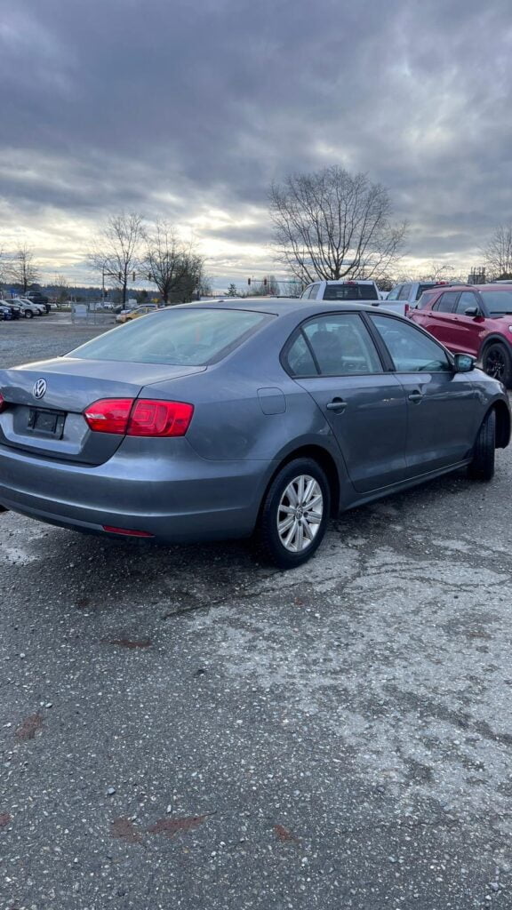 Volkswagen Jetta 2011 Sedan used-cars-fr