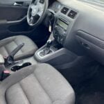 Volkswagen Jetta 2011 Sedan used-cars-fr photo 7